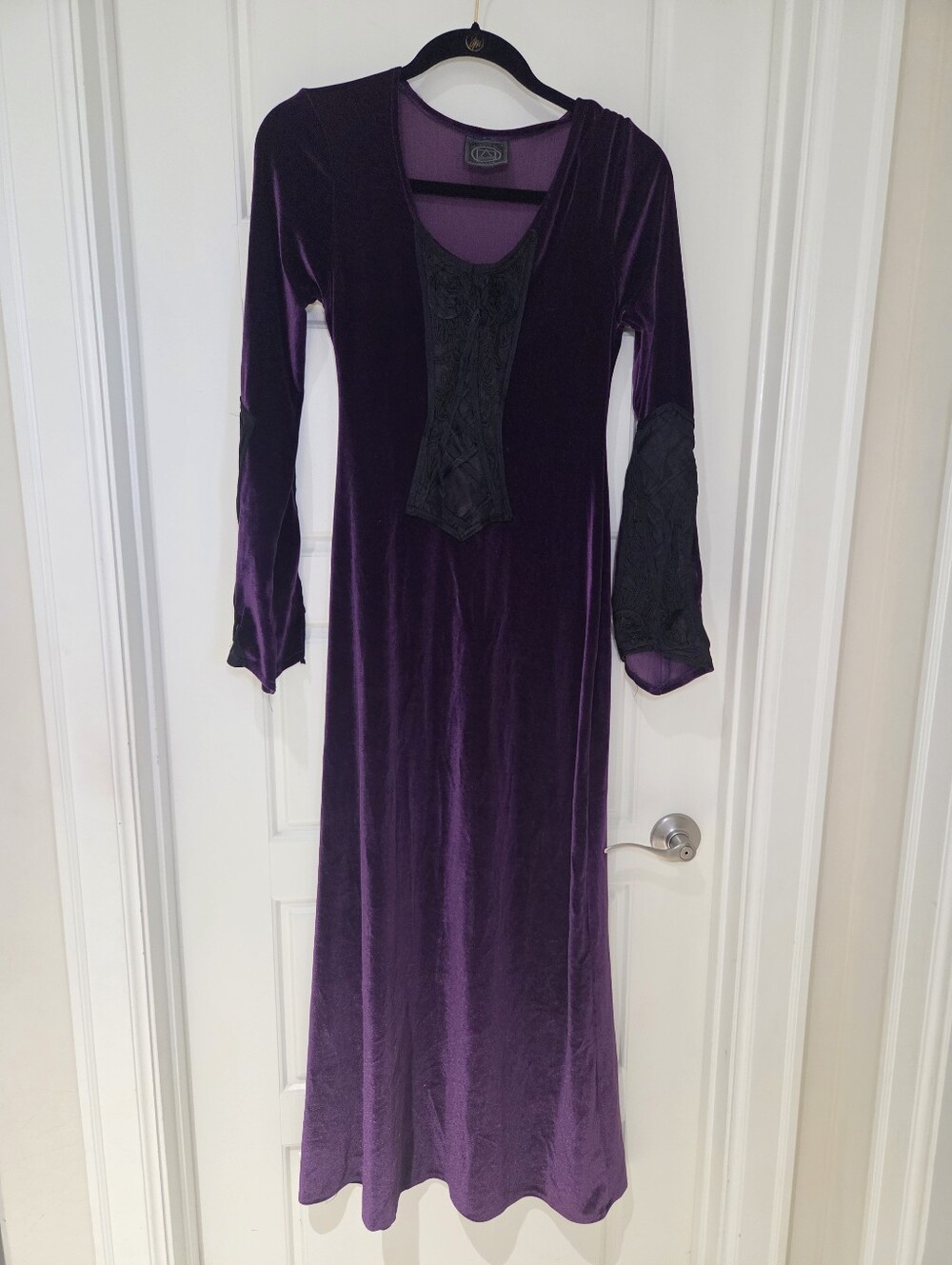 Vintage CYKXTEES Purple & Black Velvet Medieval Goth Gown- M